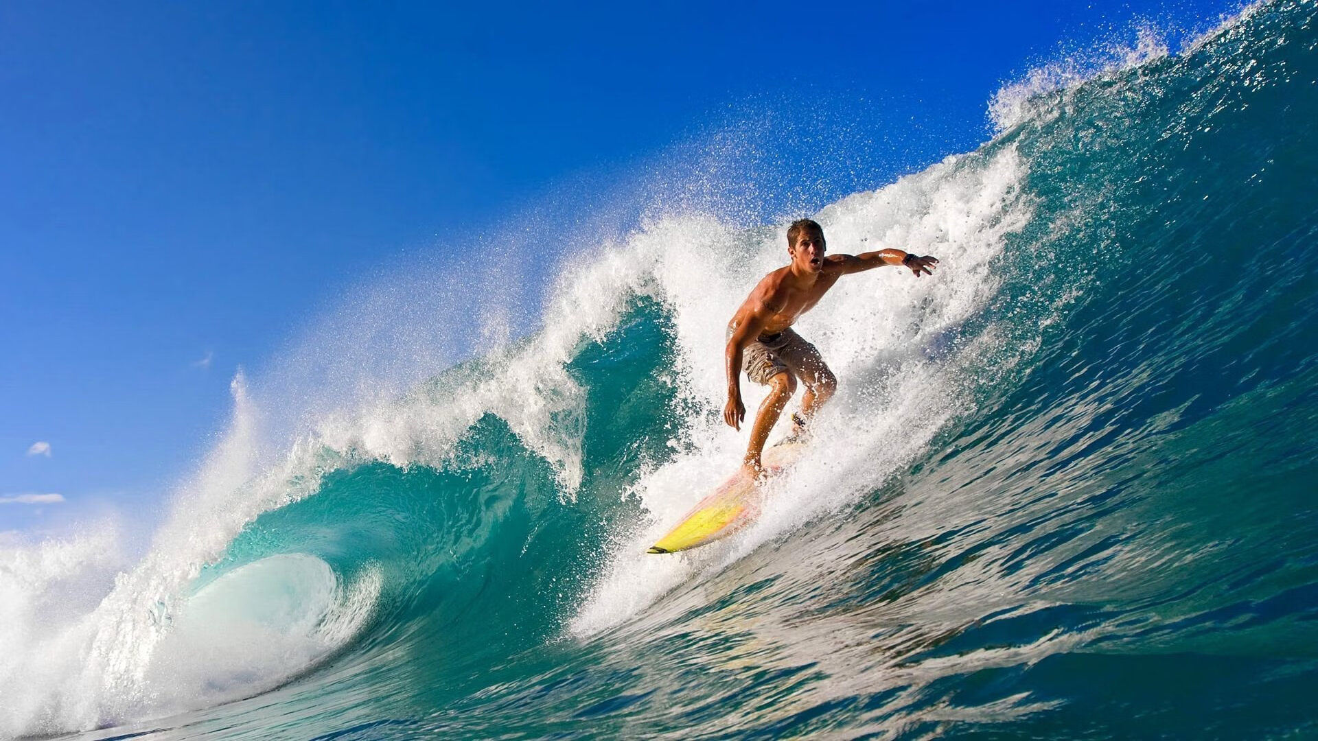 莱万多夫斯基关键节点比分优势明显，RNG带队取胜！